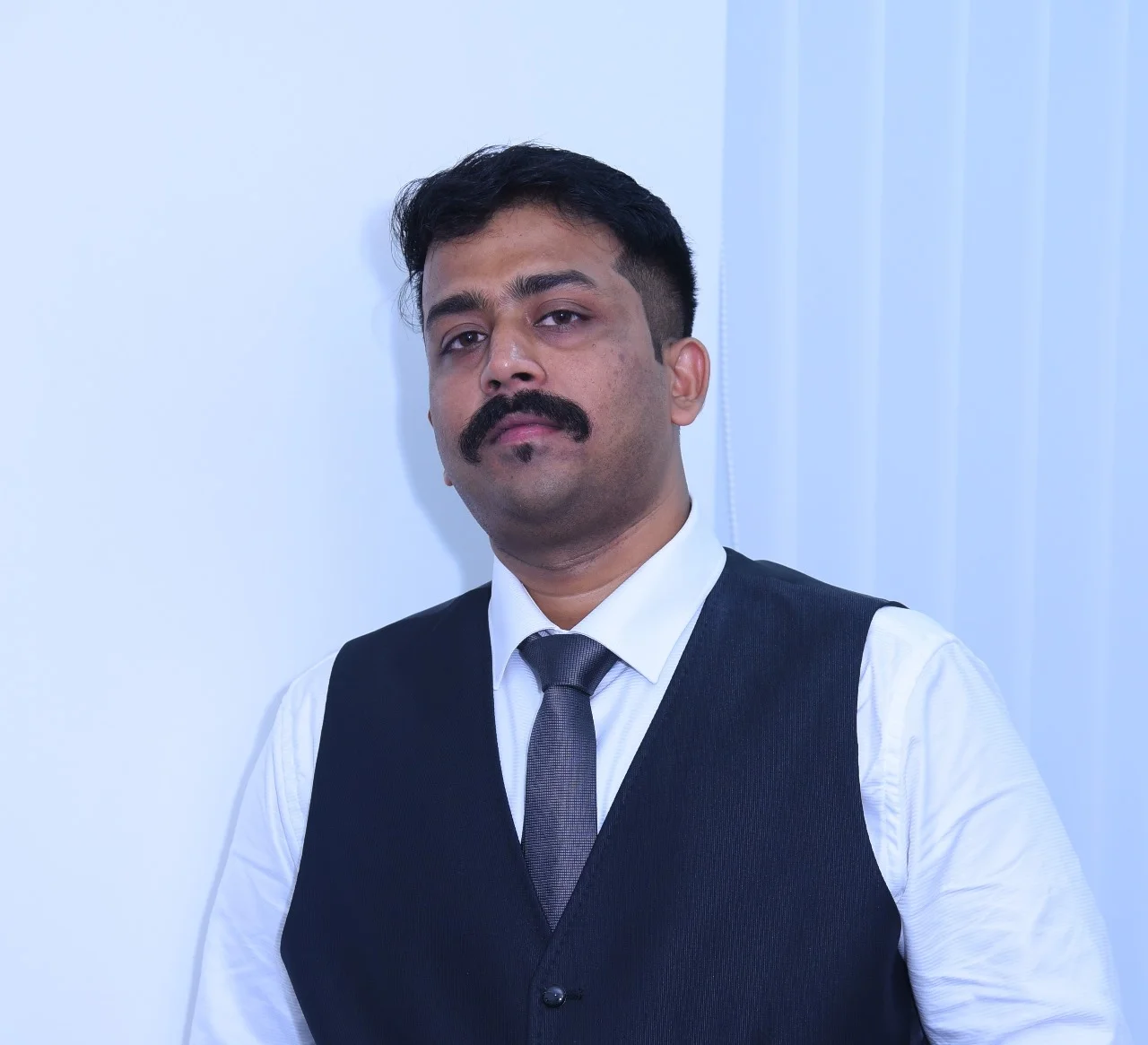 Dr. Ravikiran Shrikant Bagul